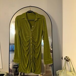 Olive Green Button-Down Ruched Stretch Dress – Size M 🌿